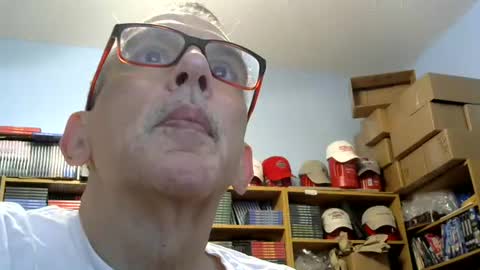 sluttyslave81 online show from June 14, 2026, 2:19 pm