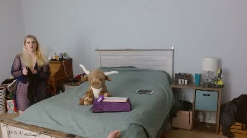 Rachel Lawrence online show from December 30, 2024, 3:25 am