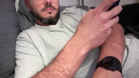 Snapshot of sm4ks chatting on November 15, 2025, 3:52 pm sm4ks online show from November 15, 2025, 3:52 pm