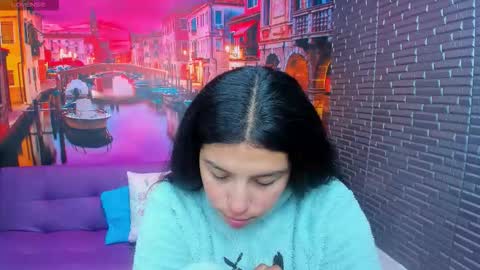 Snapshot of small__naughty chatting on February 3, 2026, 1:38 pm Mariana Torres online show from February 3, 2026, 1:38 pm