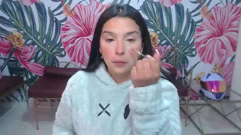 Snapshot of small__naughty chatting on April 30, 2026, 1:17 pm Mariana Torres online show from April 30, 2026, 1:17 pm
