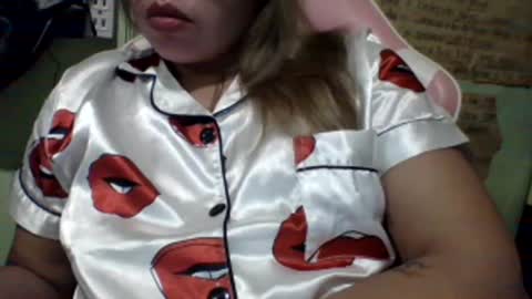 Lovewella online show from March 4, 2025, 2:42 pm