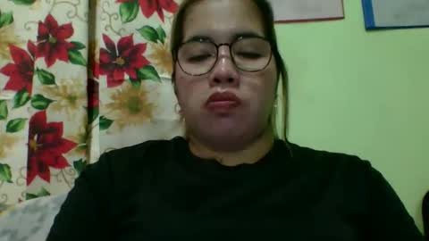 Lovewella online show from November 17, 2025, 12:44 pm