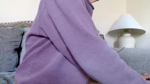 Snapshot of smallmalelass chatting on February 27, 2025, 4:53 pm smallmalelass online show from February 27, 2025, 4:53 pm