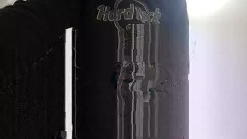 Snapshot of smallone8825 chatting on December 13, 2024, 12:17 pm smallone8825 online show from December 13, 2024, 12:17 pm