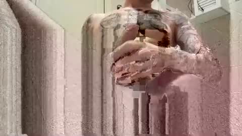 Snapshot of smallone8825 chatting on January 11, 2025, 6:23 pm smallone8825 online show from January 11, 2025, 6:23 pm