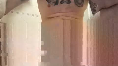 Snapshot of smallone8825 chatting on February 20, 2025, 6:28 am smallone8825 online show from February 20, 2025, 6:28 am