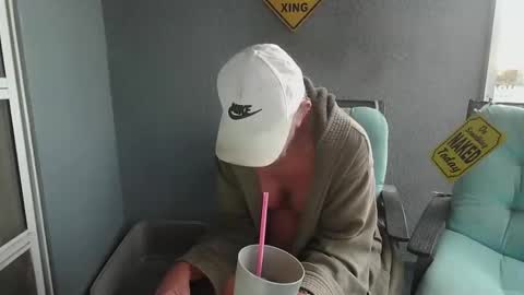 Daddy online show from November 6, 2025, 11:55 am