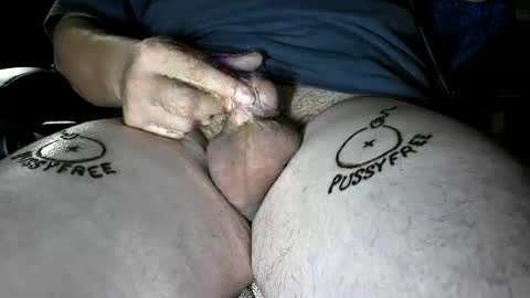 Snapshot of smallpenismwm chatting on July 17, 2026, 1:12 am pussyfree4eva online show from July 17, 2026, 1:12 am