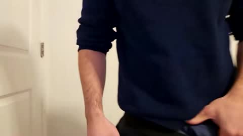 Snapshot of smallthrob chatting on January 11, 2026, 7:41 pm smallthrob online show from January 11, 2026, 7:41 pm