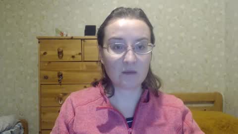 smart_rose online show from January 8, 2025, 4:11 pm