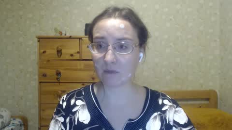 smart_rose online show from January 11, 2025, 11:02 pm