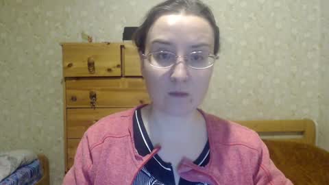 smart_rose online show from February 11, 2025, 3:40 pm