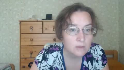 smart_rose online show from May 11, 2026, 11:49 am