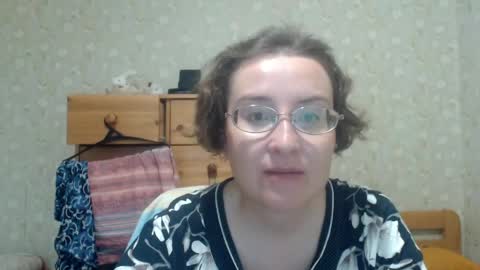 smart_rose online show from May 14, 2026, 5:09 pm