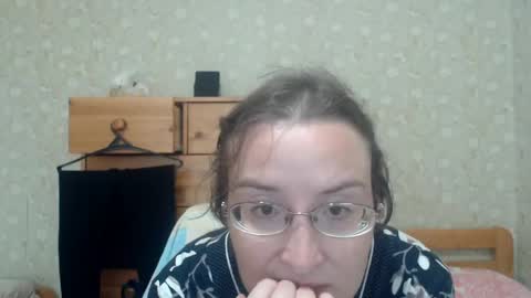 smart_rose online show from May 16, 2026, 1:54 pm