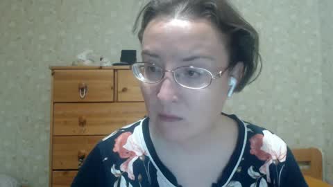 smart_rose online show from May 25, 2026, 7:53 pm