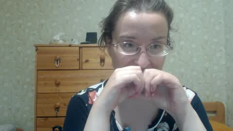 smart_rose online show from May 27, 2026, 5:54 pm
