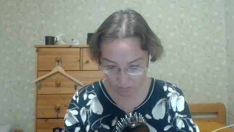 smart_rose online show from May 29, 2026, 4:38 pm