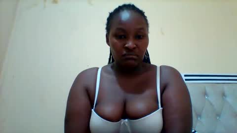 Snapshot of smartqueen1 chatting on January 10, 2026, 2:30 pm Katerina online show from January 10, 2026, 2:30 pm