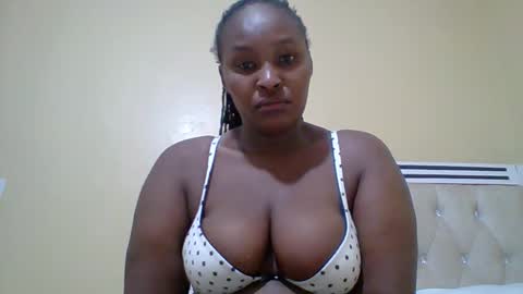 Snapshot of smartqueen1 chatting on May 11, 2026, 10:07 pm Katerina online show from May 11, 2026, 10:07 pm