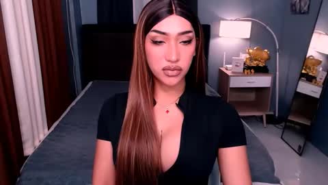 smasherqueen online show from April 3, 2026, 10:13 am