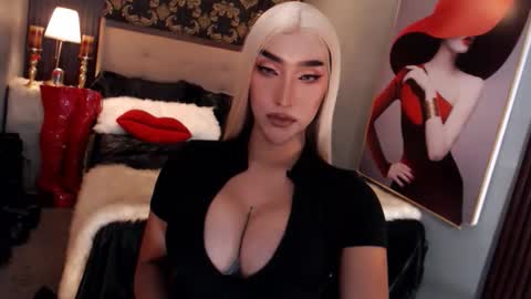 smasherqueen online show from June 3, 2026, 8:39 am