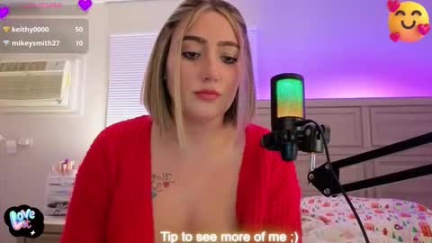 Snapshot of smexy_bun chatting on December 3, 2025, 2:52 am Smexy online show from December 3, 2025, 2:52 am