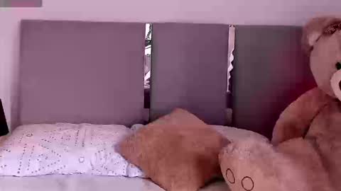 Snapshot of smiledivinity chatting on March 12, 2026, 9:54 pm smiledivinity online show from March 12, 2026, 9:54 pm