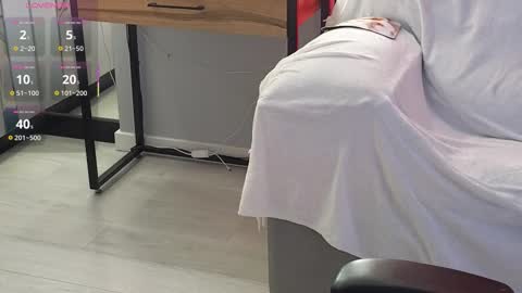 smilym online show from January 10, 2026, 2:13 am