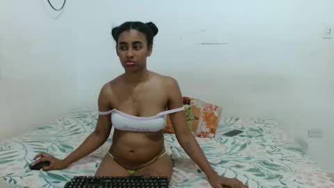 Smith y Mia online show from April 11, 2026, 10:25 pm