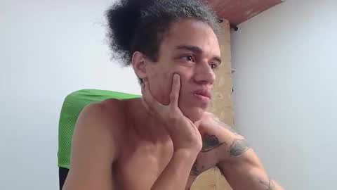 Snapshot of smith_gael chatting on December 17, 2025, 11:00 pm Smith Gael online show from December 17, 2025, 11:00 pm