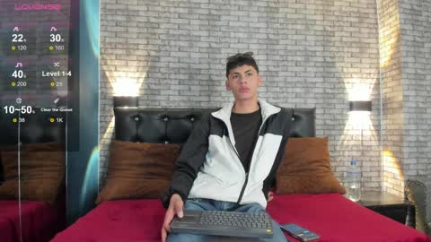 Snapshot of smith_luxe chatting on April 6, 2026, 7:26 pm Smith online show from April 6, 2026, 7:26 pm