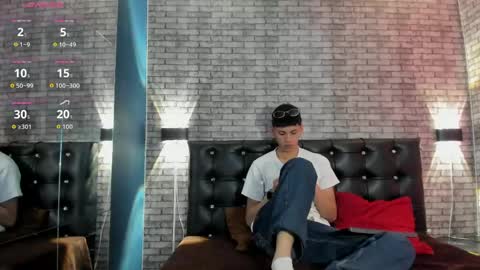Snapshot of smith_luxe chatting on May 4, 2026, 7:21 pm Smith online show from May 4, 2026, 7:21 pm