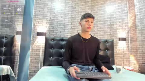 Snapshot of smith_luxe chatting on May 12, 2026, 7:44 pm Smith online show from May 12, 2026, 7:44 pm