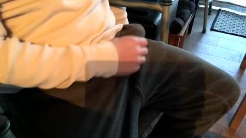 Snapshot of smokefest187 chatting on November 7, 2025, 9:37 pm Peter Johnson online show from November 7, 2025, 9:37 pm