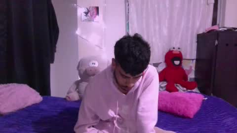 teddy online show from September 13, 2025, 8:03 am