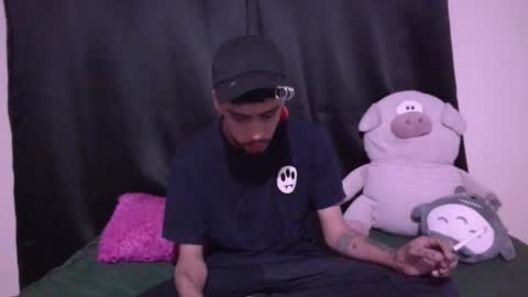 teddy online show from November 1, 2025, 8:05 am