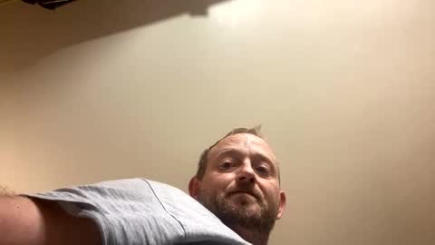 Snapshot of smokeymt420 chatting on February 20, 2025, 3:41 pm smokeymt420 online show from February 20, 2025, 3:41 pm