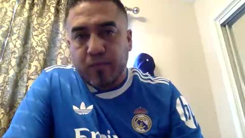 smoothstrik3r online show from March 19, 2026, 4:33 pm