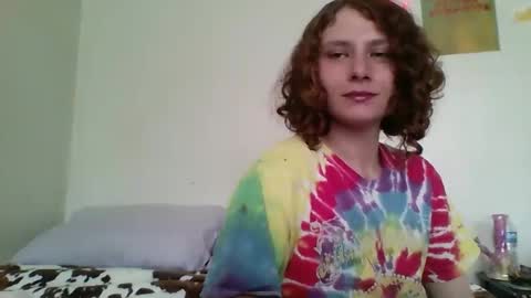 Snapshot of smoothvodka chatting on April 19, 2026, 9:17 pm Bambi--Vodka online show from April 19, 2026, 9:17 pm