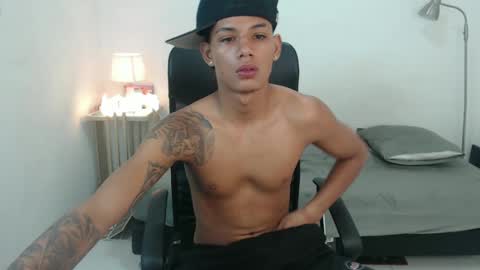 Snapshot of snak_master1 chatting on October 3, 2025, 2:47 pm snak_master1 online show from October 3, 2025, 2:47 pm