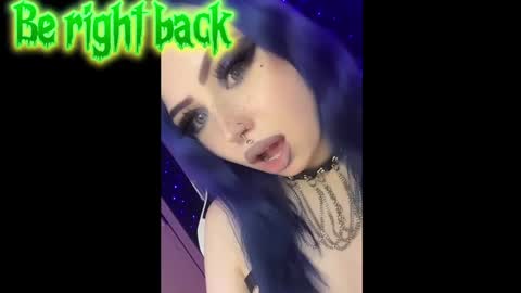 Reeginaaaaa online show from January 1, 2025, 2:09 am