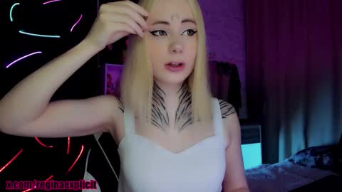 Snapshot of snake_bites chatting on February 22, 2026, 9:13 pm Reeginaaaaa online show from February 22, 2026, 9:13 pm