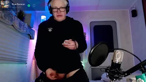 Snapshot of snarfle chatting on February 27, 2025, 12:13 pm Viiscount Snarfle Von Snarfenberg online show from February 27, 2025, 12:13 pm