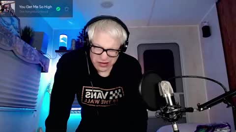 Snapshot of snarfle chatting on March 3, 2025, 4:14 am Viiscount Snarfle Von Snarfenberg online show from March 3, 2025, 4:14 am