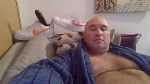 Snapshot of sneakerboy18 chatting on January 5, 2025, 1:26 pm sneakerboy18 online show from January 5, 2025, 1:26 pm