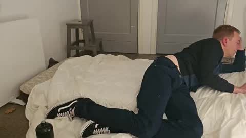 sneakerboy444 online show from November 15, 2025, 9:43 pm