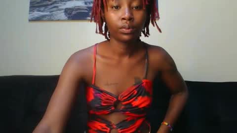 Snapshot of sneecat chatting on April 25, 2026, 7:11 pm sneecat online show from April 25, 2026, 7:11 pm