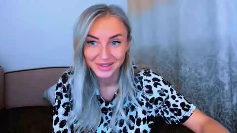 Sneja online show from December 3, 2025, 11:30 am